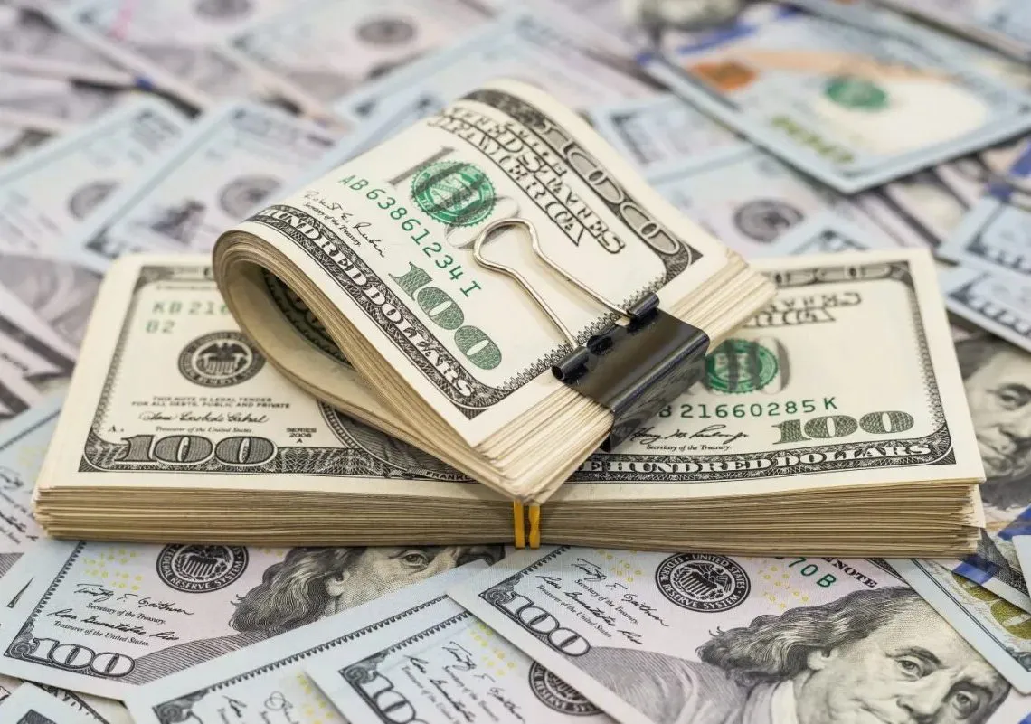 Precio-del-dolar-1140x801