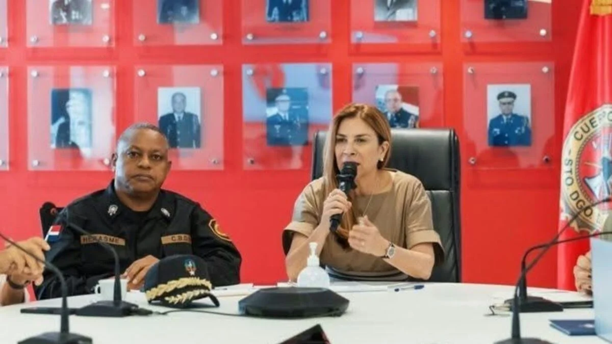 carolina-mejia-activa-comite-de-emergencia-ante-pronostico-de-lluvias-20261027-173504-z7w2-1200x675