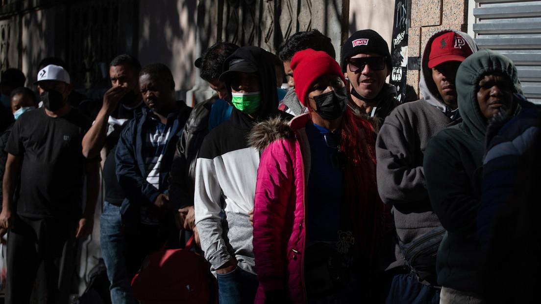 651efe88e9ff7147525bd4e4