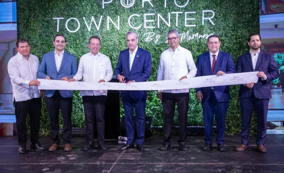 centro-comercial-nuevo-1140x694