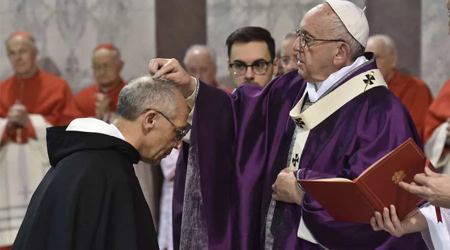PapaFranciscoMiercolesCeniza