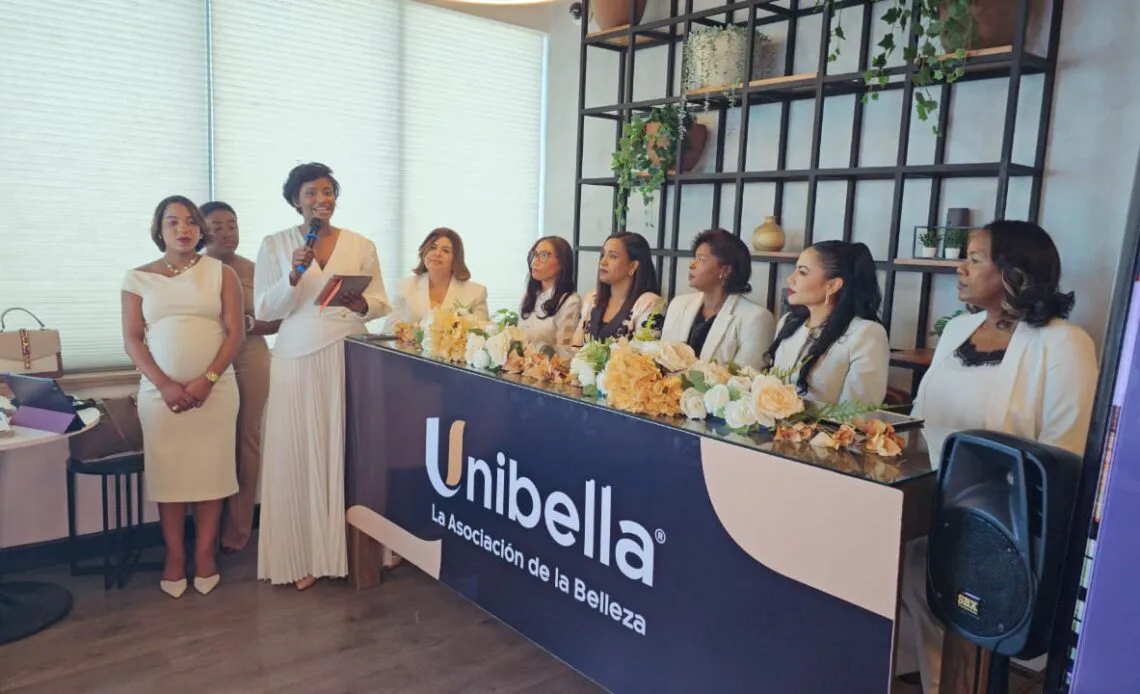 Unibella-conforma-primer-Consejo-Nacional-de-Especialistas-de-la-Belleza-1140x694