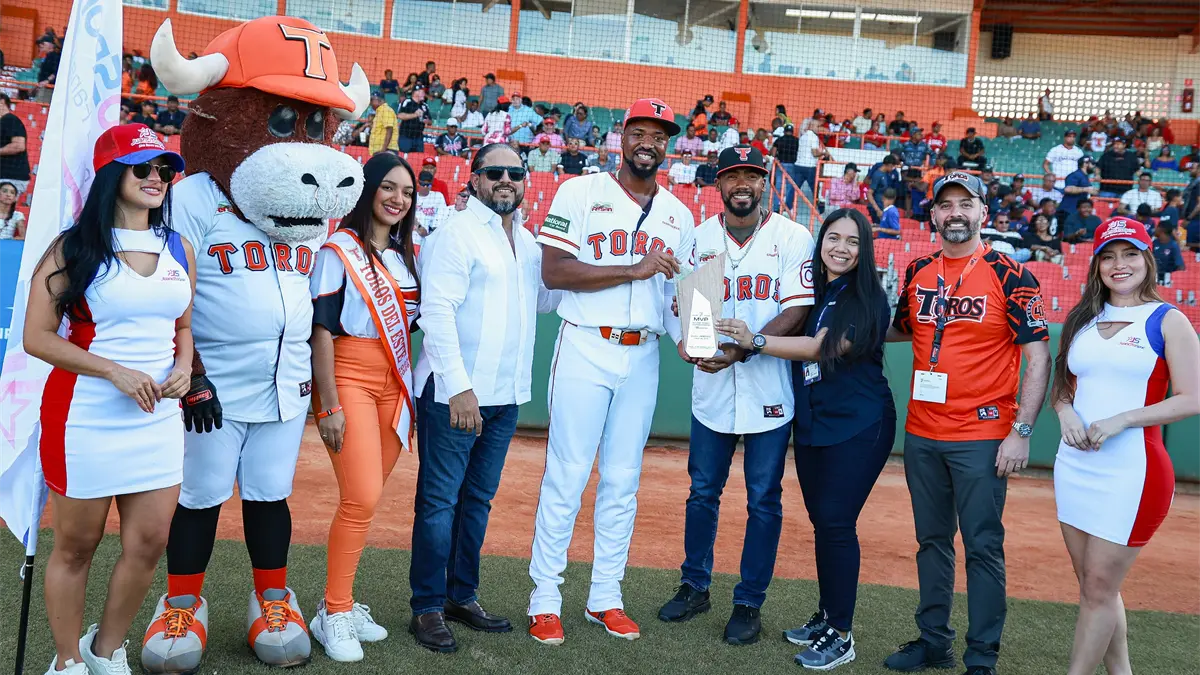 entregan-a-eloy-jimenez-el-premio-jmv-del-round-robin-b6be0de2-focus-0-0-1200-675