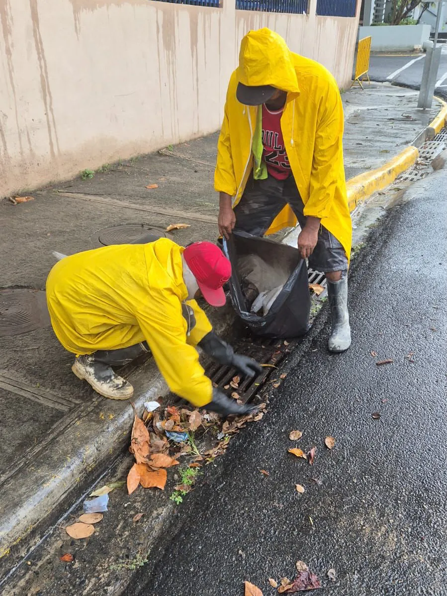 Desde tempranas horas, nuestras brigadas trabajan en distintos sectores del Distrito Nacional co