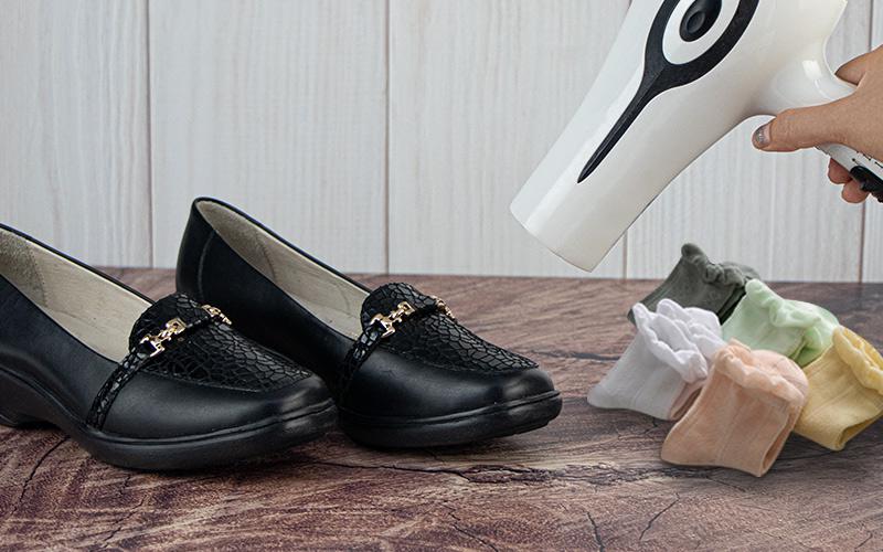 agrandar-zapatos-secadora-pelo