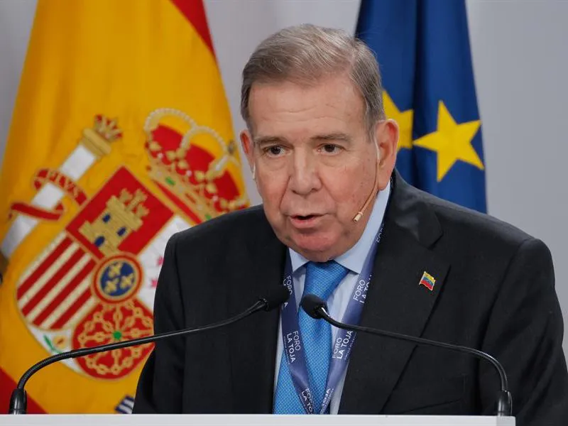 Edmundo-Gonzalez-se-proclama-presidente-electo-de-Venezuela--800x600