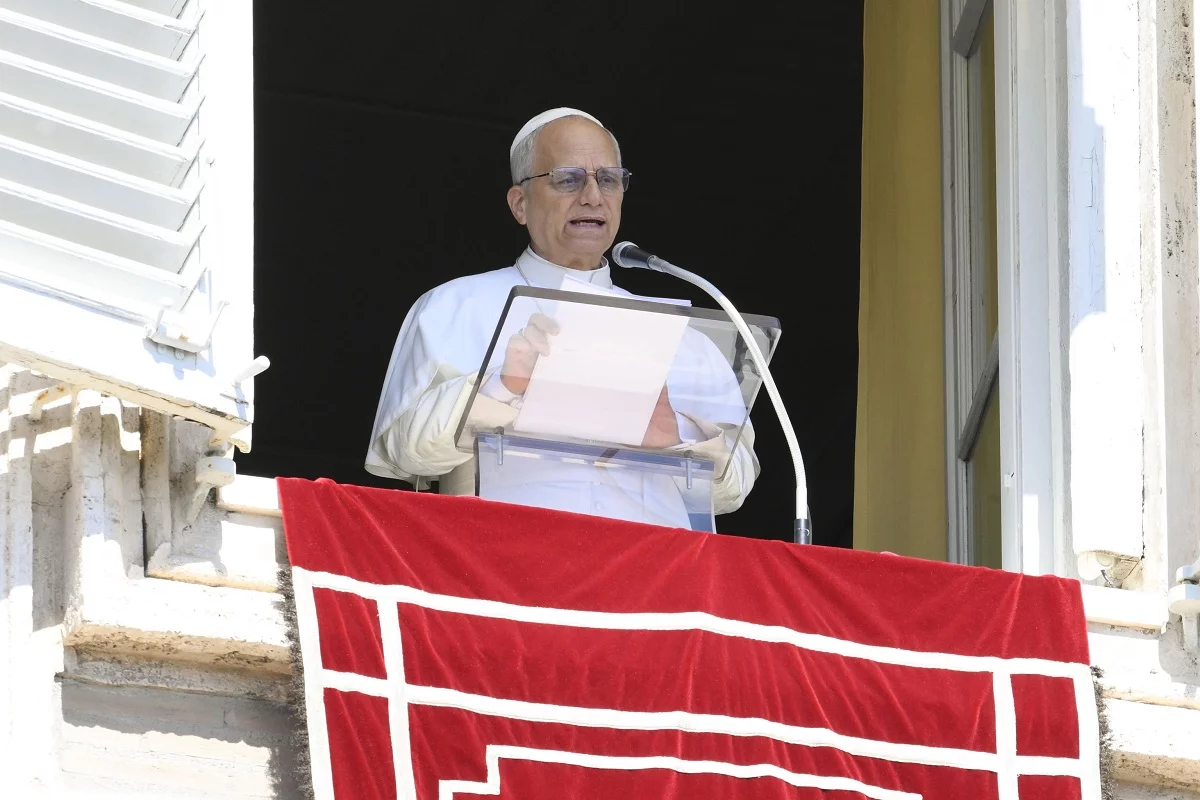 papa-misa-de-angelus