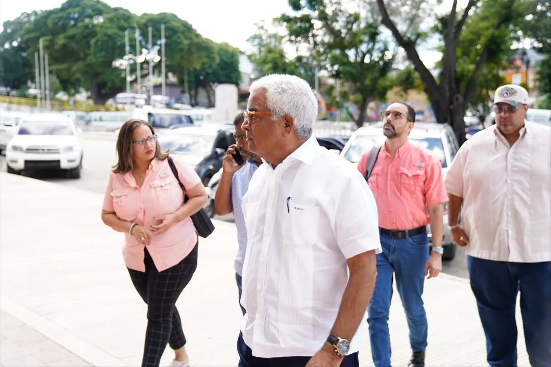 El doctor Rafael Burgos Gómez realizó un recorrido por las provincias del Cibao 🚗🇩🇴 supervisa (3)