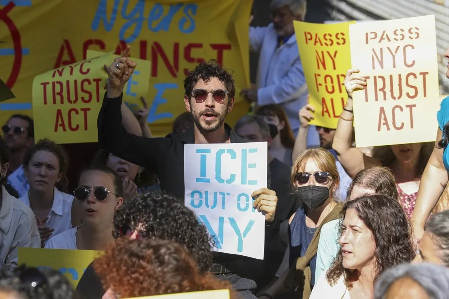 0918_ICEPROTEST07-USA-IMMIGRATION-as