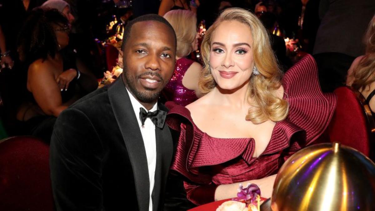 adele-vuelve-a-suscitar-rumores-acerca-de-si-se-caso-con-rich-paul