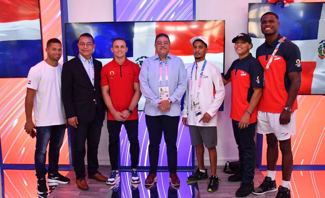 Ministro-de-Deportes-en-Paris-1140x694