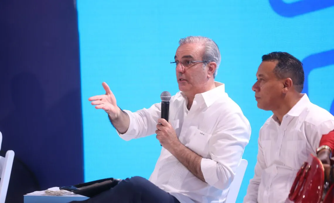Luis-Abinader-1140x694